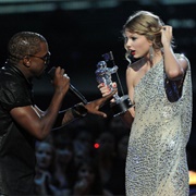 Kanye West Interrupts Taylor Swift