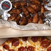 1994: Buffalo Wings, Domino's