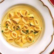 Cappelletti in Brodo