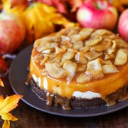 Apple Cider Caramel Cheesecake