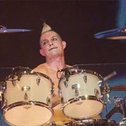 Adrian Young (No Doubt)