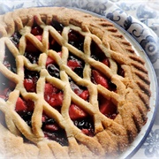 Apple and Blackcurrant Pie