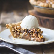 Walnut Pie À La Mode