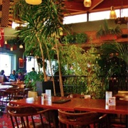 McMenamins Oak Hills Brewpub, Portland, OR