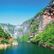 Changjiang Li Autonomous County