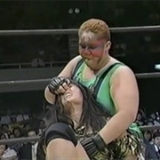 Aja Kong vs. Manami Toyota AJW Budokan Queens 1997