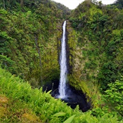 ʻakaka Falls State Park