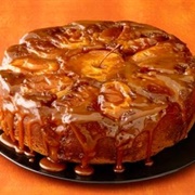 Apple & Caramel Cake