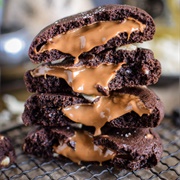 Biscoff Stuffed Chocolate Cookie