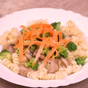 Pasta With Broccoli, Mushrooms and Carrots