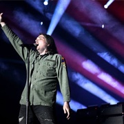 Gerard Way (Enby, He/They/Any)