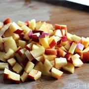 Nectarine Pieces