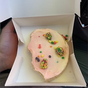 Crumbl Strawberry Limeaid With Nerds