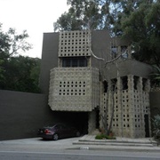 James Daniel Derby House, Glendale, CA