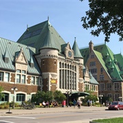 Gare Du Palais (Train Station)