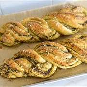 Za'atar Babka