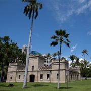 ʻiolani Barracks