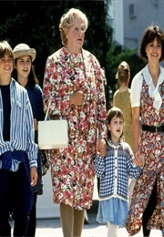 The Hillard Family / Mrs. Doubtfire (1993)