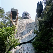 Obinzuru-Sama Statue