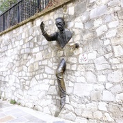Le Passe-Muraille Statue, Paris