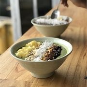 Vegan Smoothie Bowl With Pineapple, Coconut, Oats and Nuts