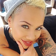 Renaye Diaz (Lesbian, She/Her)