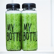 Kiwi Cucumber and Pear Smoothie