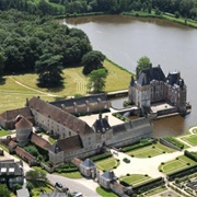 Château De La Bussière