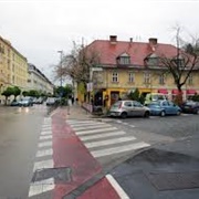 Delikatesa Trgovina, Proizvodnja in Gostinstvo, D.D. Koper
