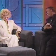 Madonna Savages Arsenio Hall (1990)