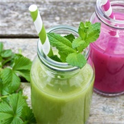 Green Smoothie With Peppermint