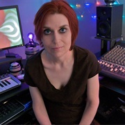 Arthur Loves Plastic (Lesbian/Gay, She/Her)