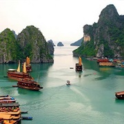 Vietnam - Hạ Long Bay