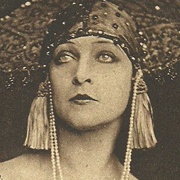 Elsa Krueger Actress