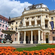 Slovenske Narodne Divadlo