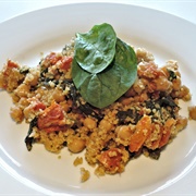 Couscous Salad With Tomatoes, Chickpeas and Spinach