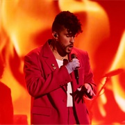 Ojitos Lindos - Bad Bunny Ft Bomba Estéreo