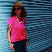 Diamond Jimenez (Lesbian, She/Her)