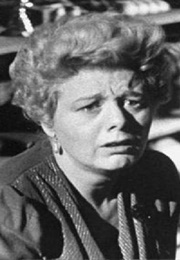 Shelley Winters as Petronella Van Daan in "The Diary of Anne Frank" (1959)