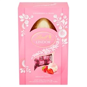 Lindt White Chocolate Egg With Strawberries &amp; Cream Truffles