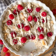 Müsli With Almond Milk, Raspberries and Coconut