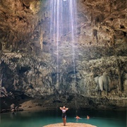 Suy Tun Cenote