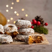 Gingerbread Pear Donuts