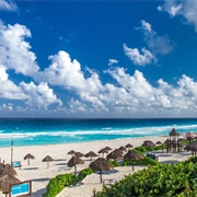 Playa Delfines, Cancun