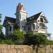 Isaac C. Lewis Cottage, Branford, CT