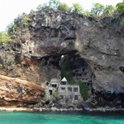 Moonhole, Bequia, St Vincent and the Grenadines