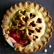 Fig, Raspberry &amp; Cardamom Pie