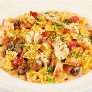 Farfalle With Chicken and Roasted Garlic