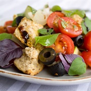Bread Salad With Tomatoes and Olives