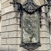 Pharmacy at Redeemer of E.Tinarelli & C Dr.